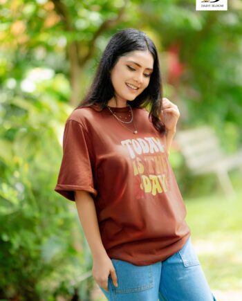 Today - Oversized tshirt - gingerbread