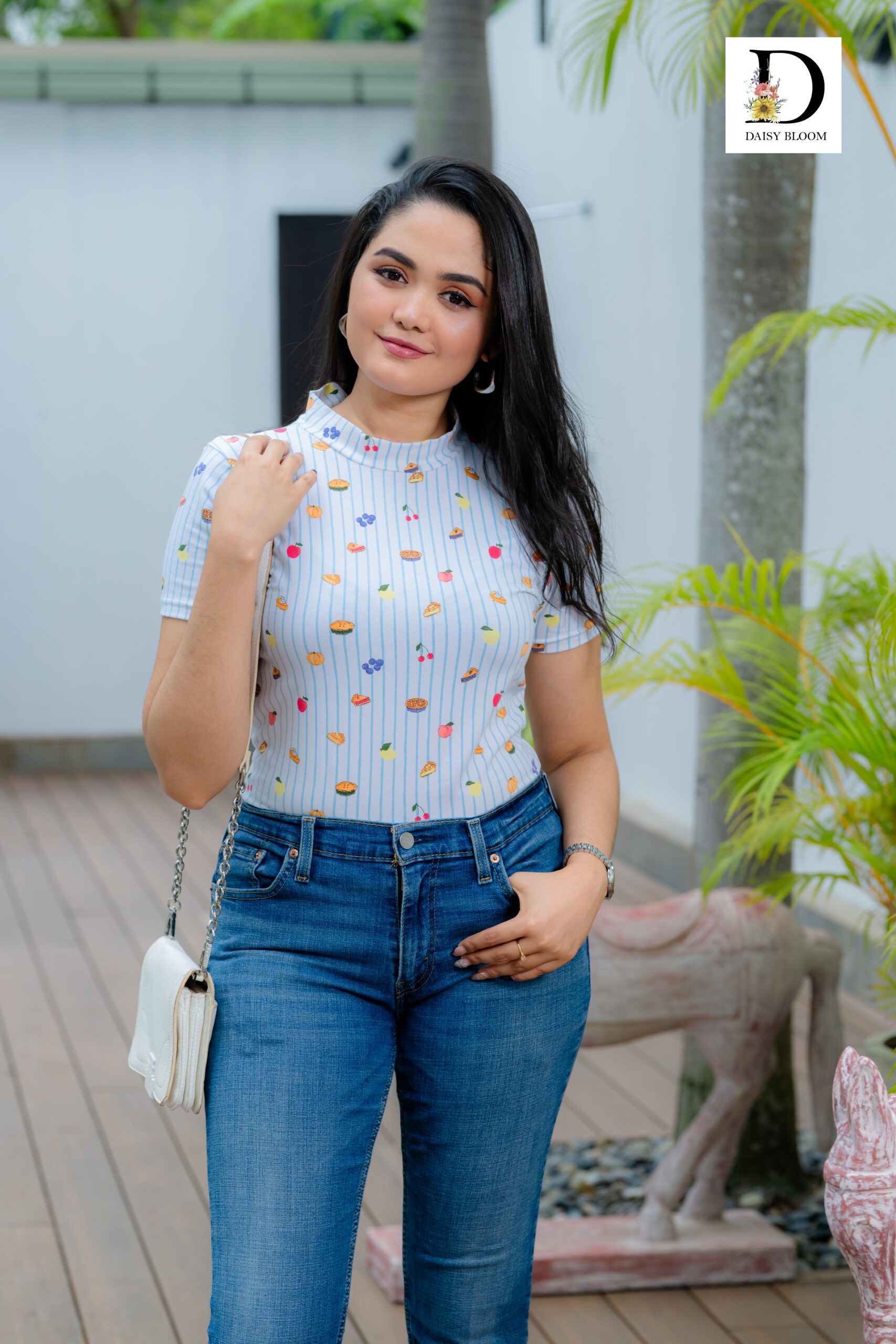 Fruity Charm cropped Tee